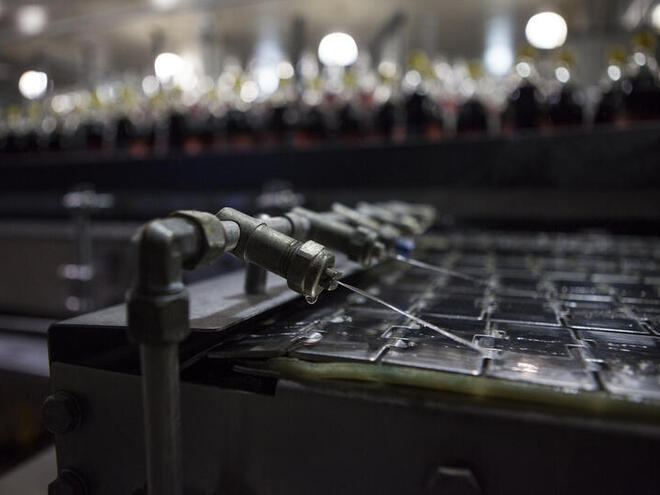 Detail of the low water technique at the Coca-Coca bottling plant