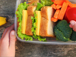 Unpacking a healthy lunch